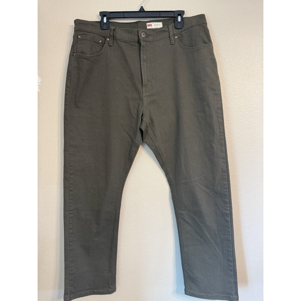 Wrangler Premium Quality Olive Men's Casual Straight Leg 5-Pocket Pants